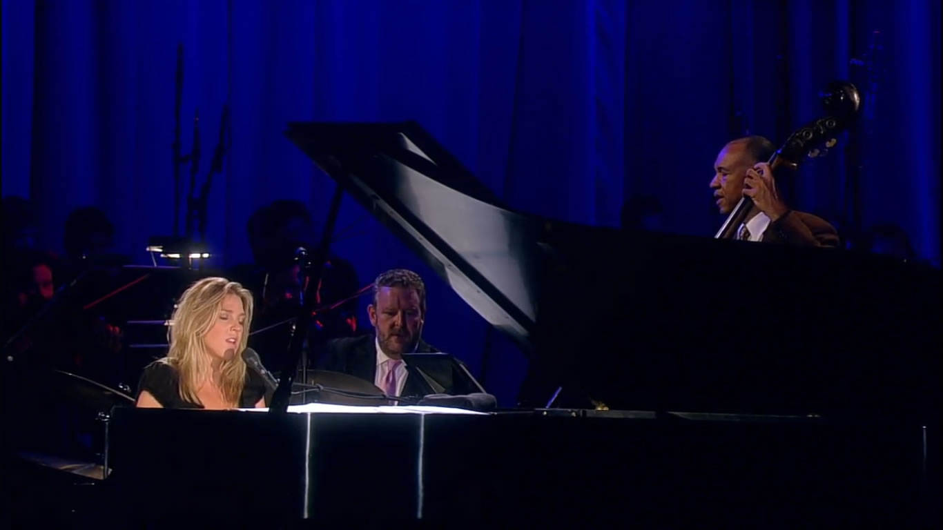 Diana Krall - Walk On By Live